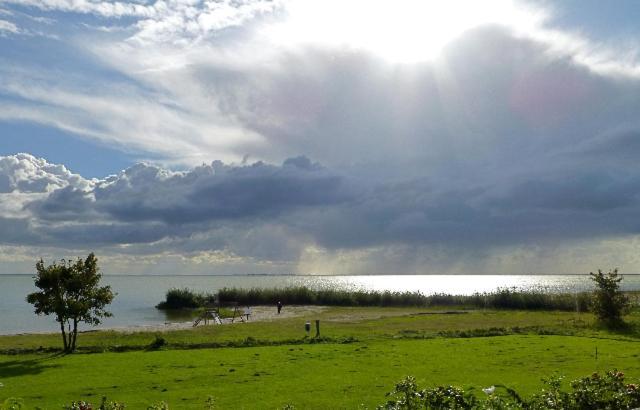 De Patrijs Villa Oudemirdum ภายนอก รูปภาพ